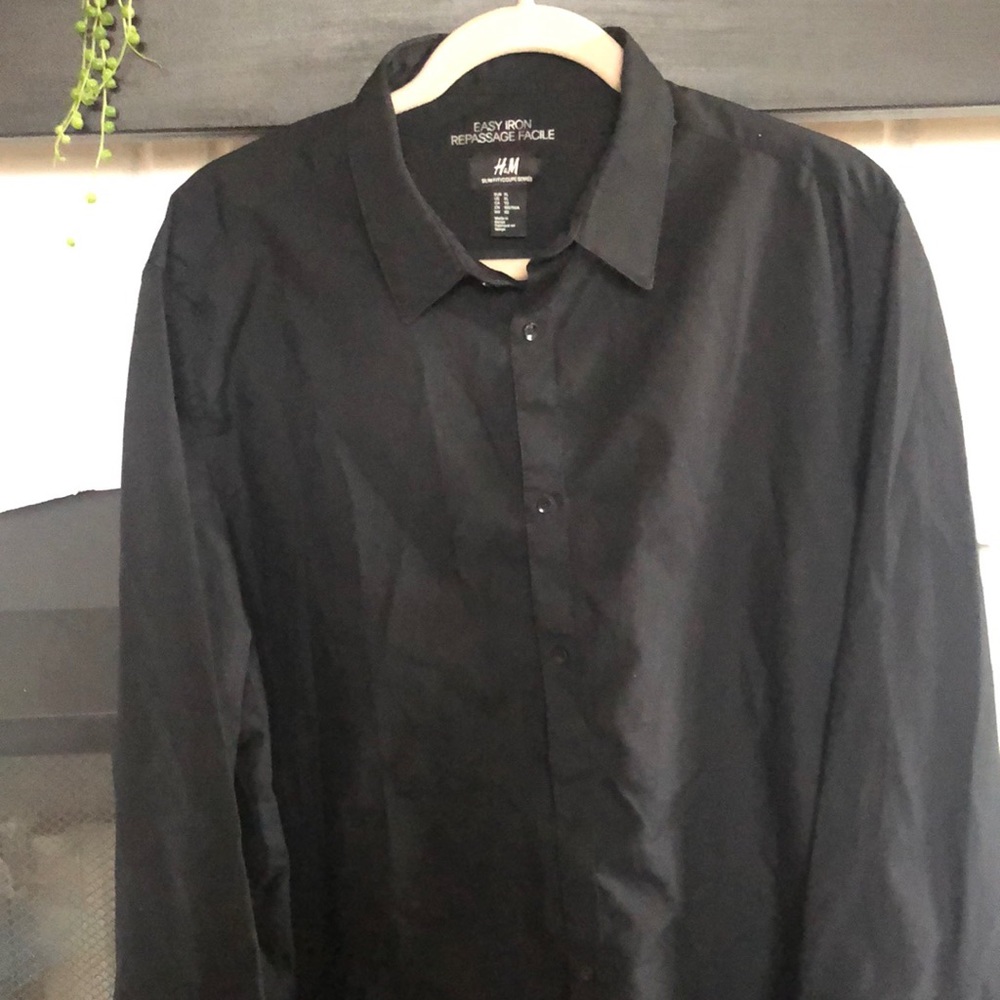 H&M black, button up, Mens shirt. Size XL